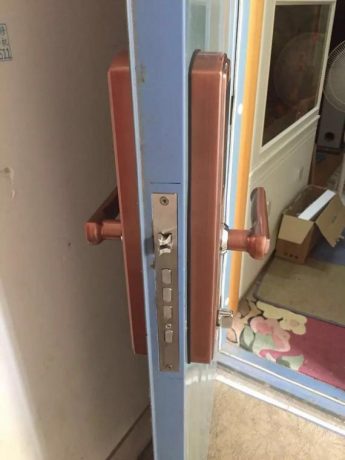 安装伊莱诗指纹锁怎么样?伊莱诗家用防盗门密码锁使用感受评测分享! 安装伊莱诗指纹锁怎么样?伊莱诗家用防盗门密码锁使用感受评测分享!